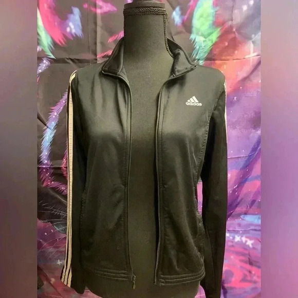 Adidas jacket - Picture 1 of 2